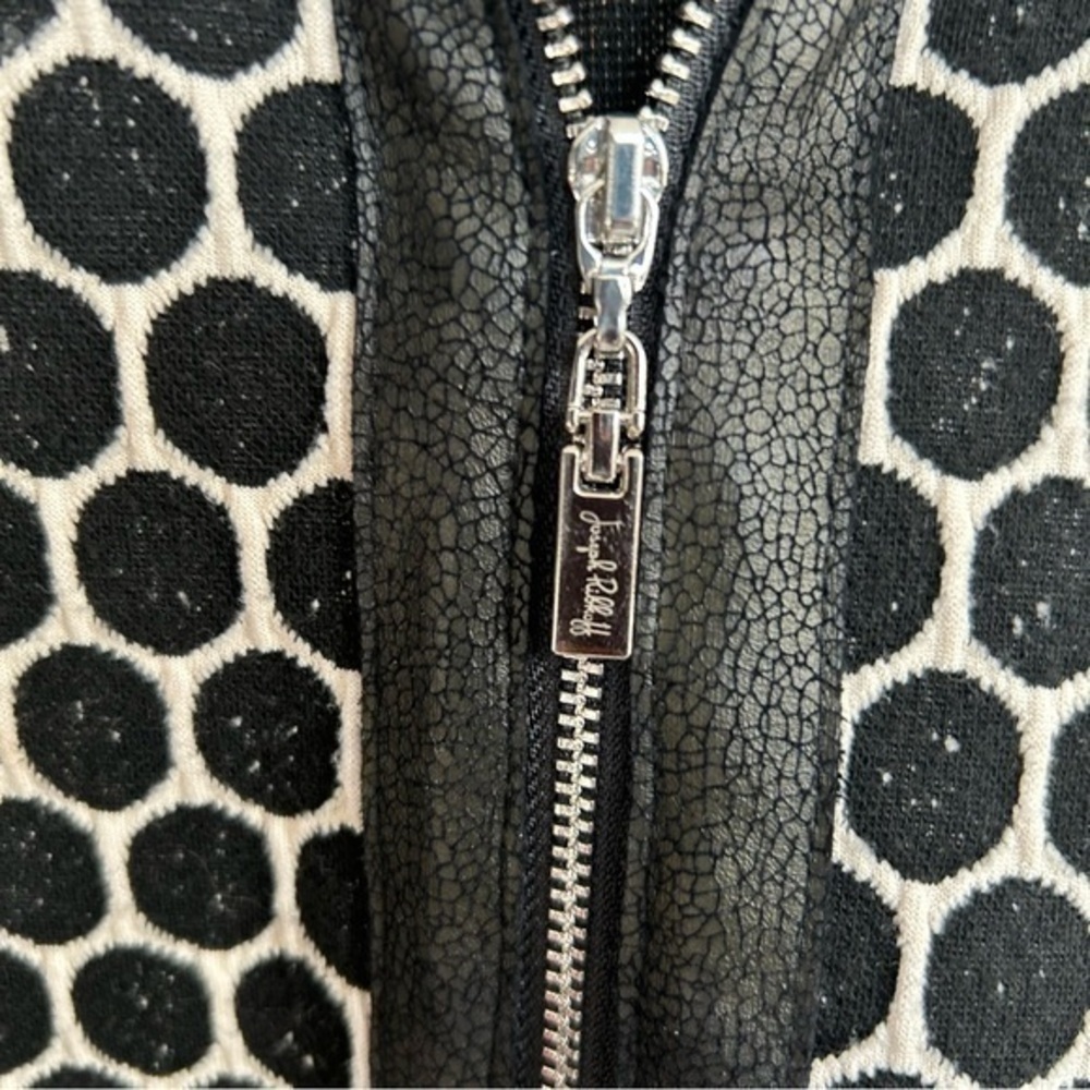 ๐ Joseph Ribkoff Women's Jacket multi-coloured Black/Beige 10 - Picture 14 of 16